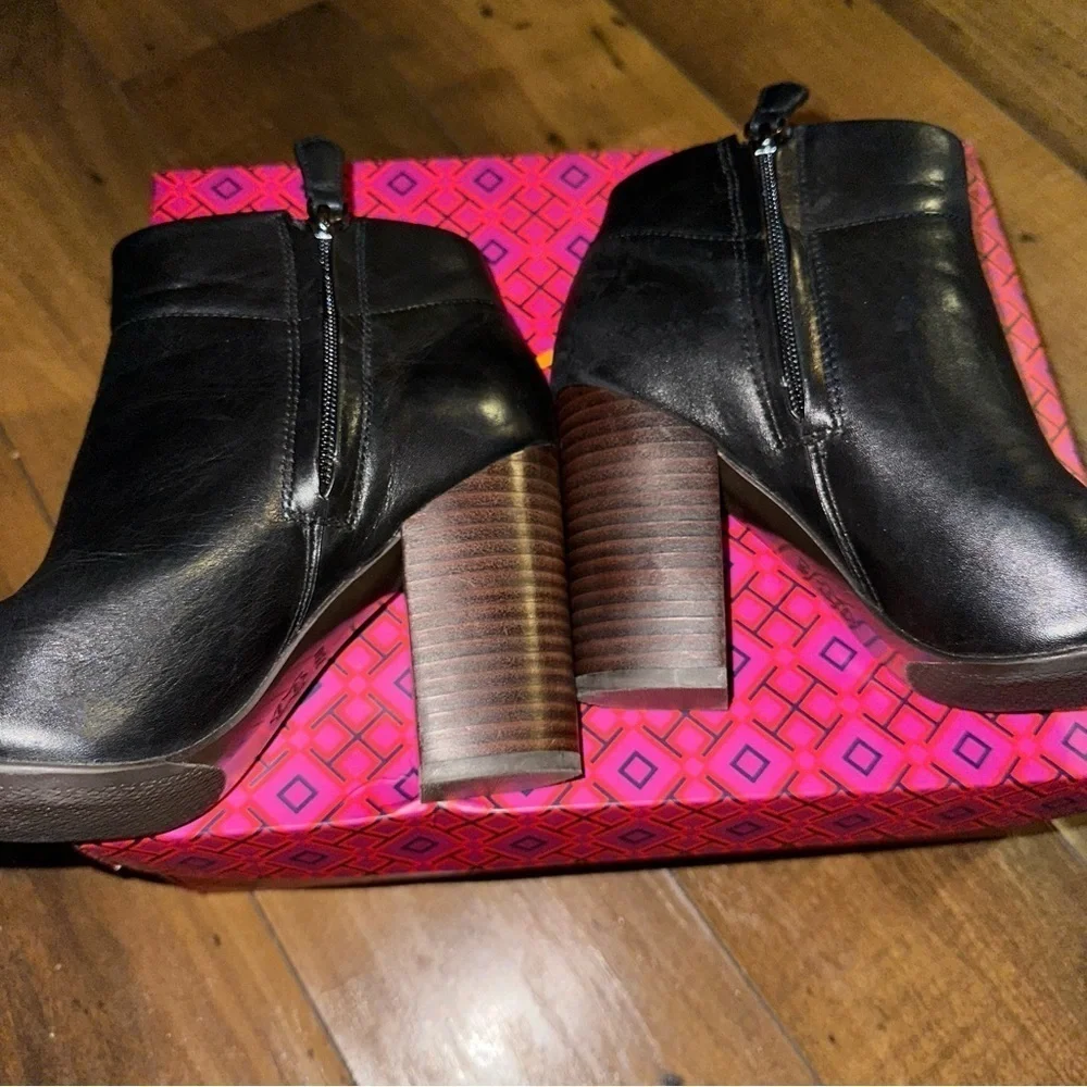 Tory Burch Bootie